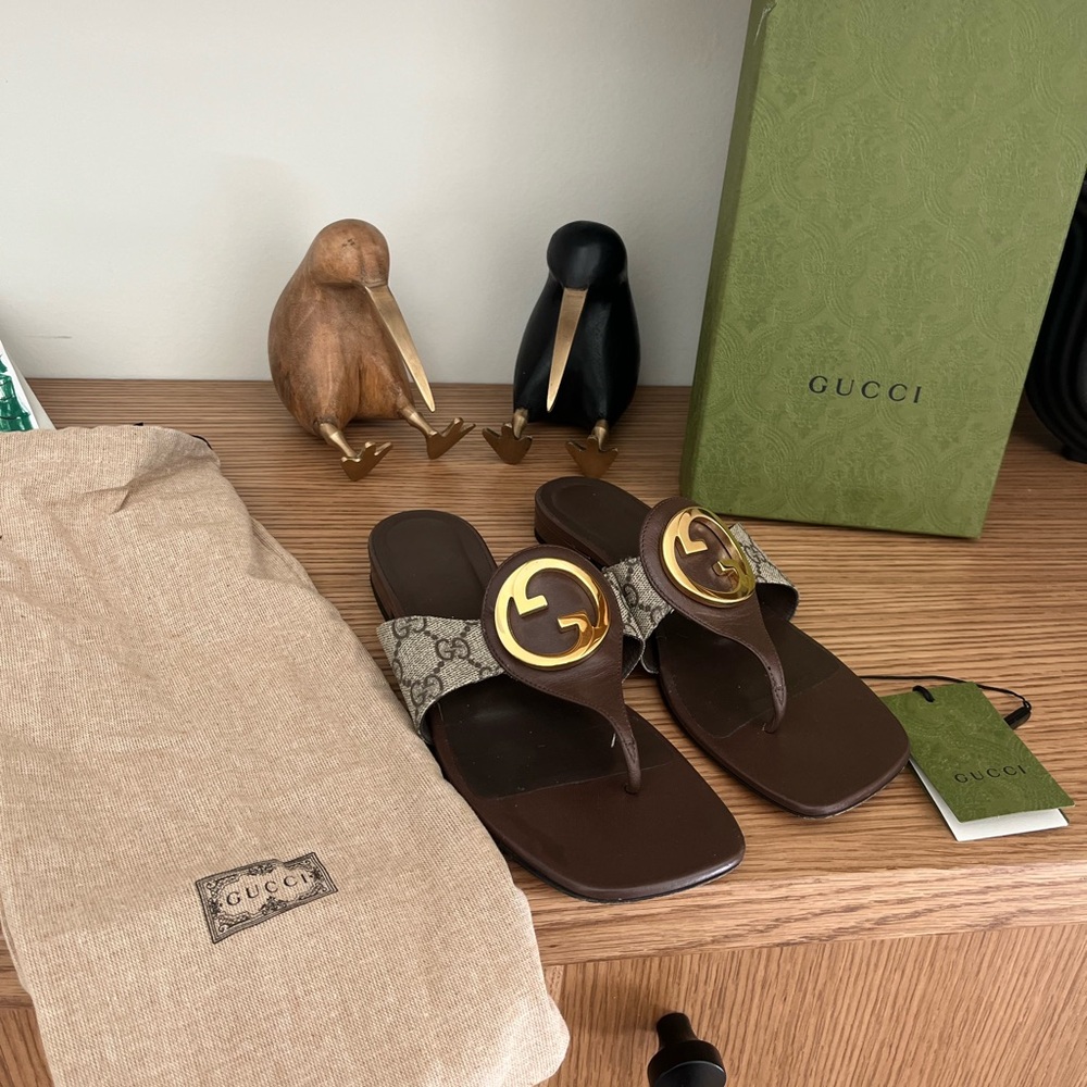 💯 Authentic Gucci Blondie Logo-Embellished Leather And Coated-Canvas Sandals